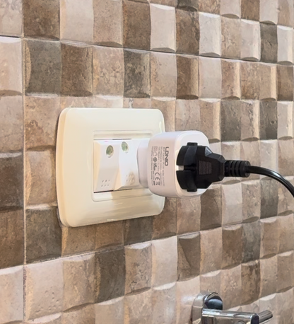 قابس طاقة ذكي مزود بتقنية الواي فاي